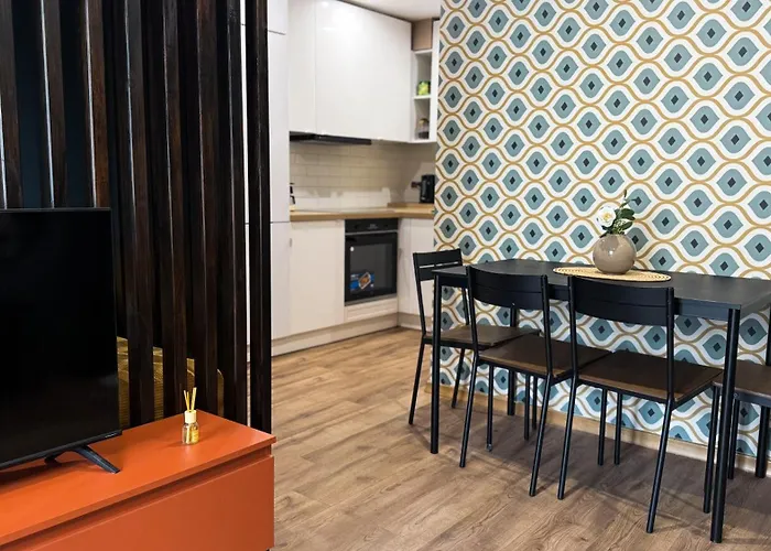 Apartament Orange With Balcony - Free Parking And Self Check-in Warszawa